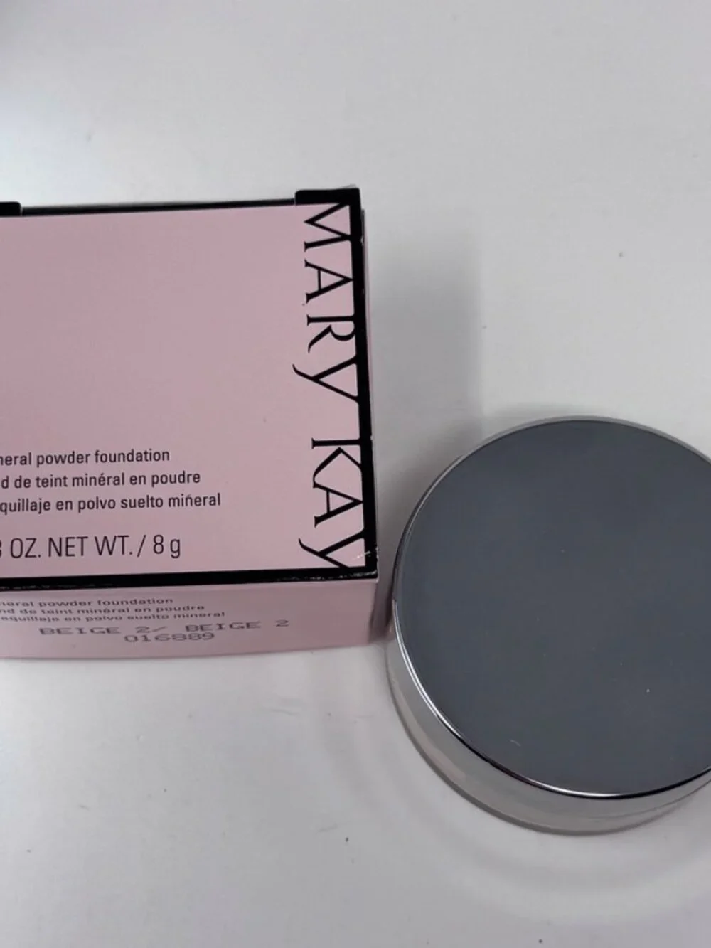 Mary Kay Mineral Powder Foundation   Color: Beige 2 NEW